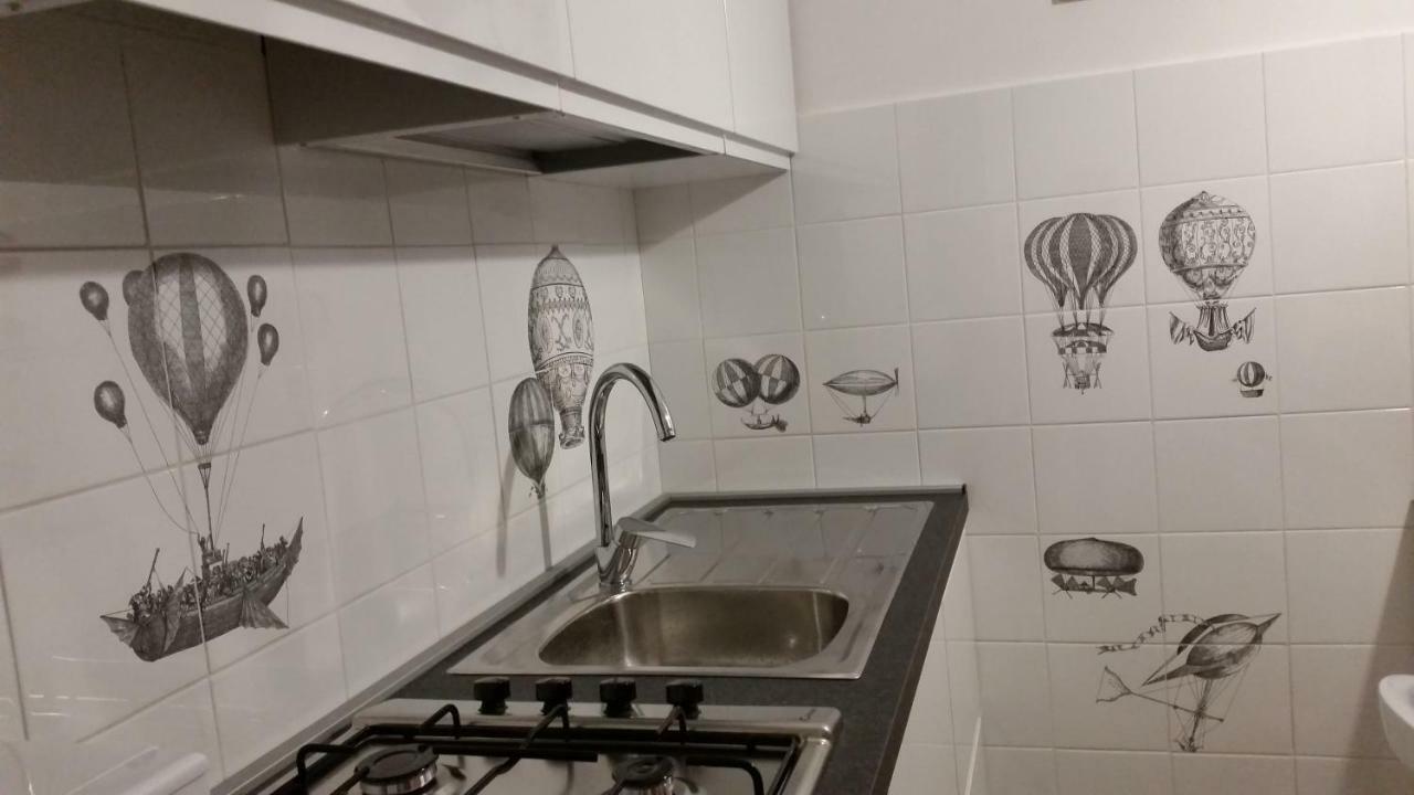 Apartamento La Mongolfiera Nápoles Exterior foto